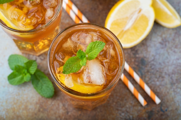 Té helado tradicional con limón.