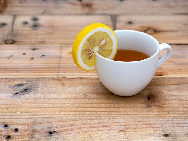 Té con limón