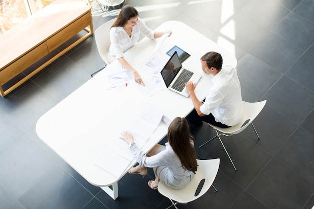 Teamarbeit im Büro