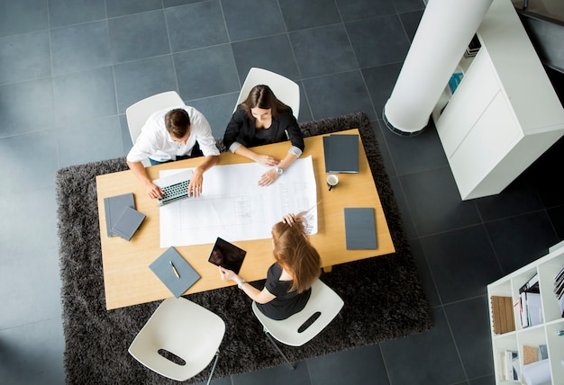 Teamarbeit im Büro