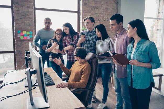 Teambesprechung im Büro