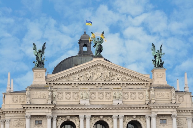 Teatro de ópera e balé em Lviv (Ucrânia)