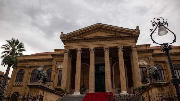 Teatro Massimo en Palermo, Sicilia, Italia, ópera histórica