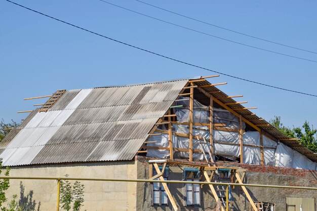 Techo de la casa en construcción.