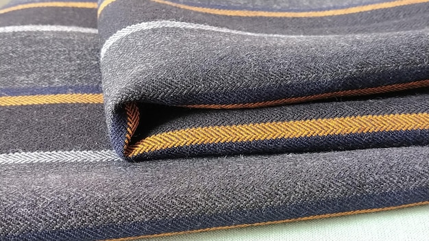 Tecido dobrado verde claro e cinza preto com listras laranja e azul escuro Decoração de interiores Tecidos para vestidos em estilo casual Material denso para cortinas internas e acabamento de móveis