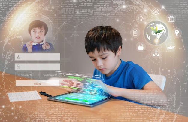 Tecnologia educacionalCriança escolar usando login de impressão digital na internet para redes de informações de dadosTela tocante de menino com dupla exposição de interface de diagrama cibernético de navegação na webELearning concept