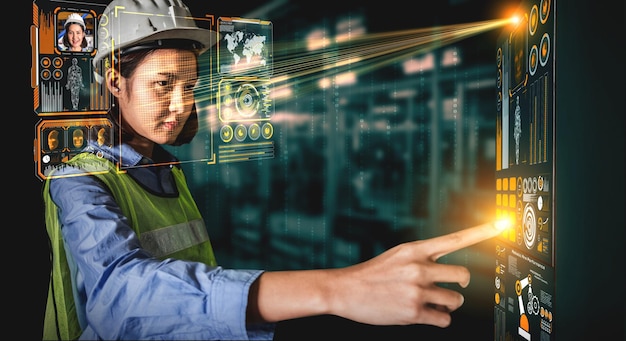 Tecnología de reconocimiento facial para que el trabajador de la industria acceda al control de la máquina