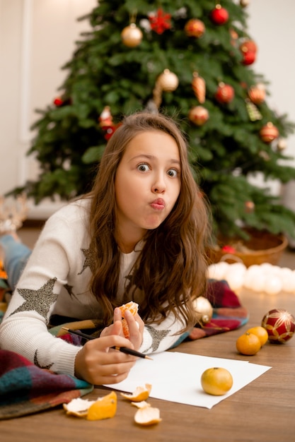 Teenager schreibt Brief an den Weihnachtsmann