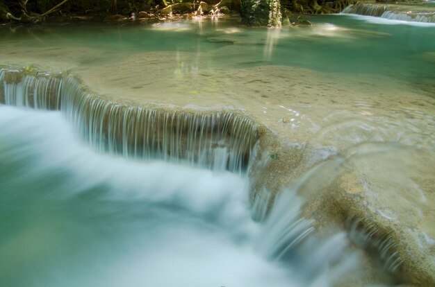 Teil von Erawan Wasserfall, Kanchanaburi, Thailand