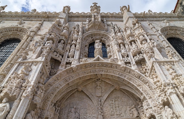 Teilansicht der Fassade des Hieronymus-Kloster in Lissabon Portugal