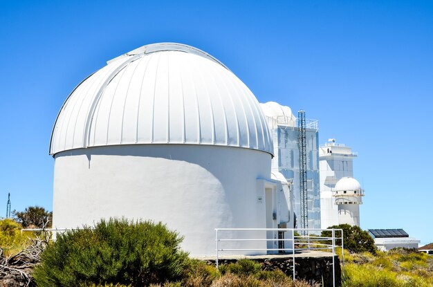 Telescopios del Observatorio Astronómico del Teide en Tenerife, España.