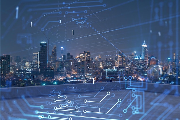 Telhado com terraço de concreto Horizonte noturno de Bangkok Hologramas digitais de alta tecnologia para otimizar o processo de negócios aplicando novas tecnologias Centro da cidade Dupla exposição