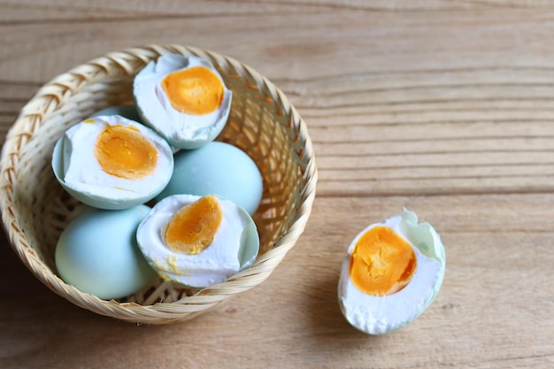 Telur Asin Huevo Salado Casero