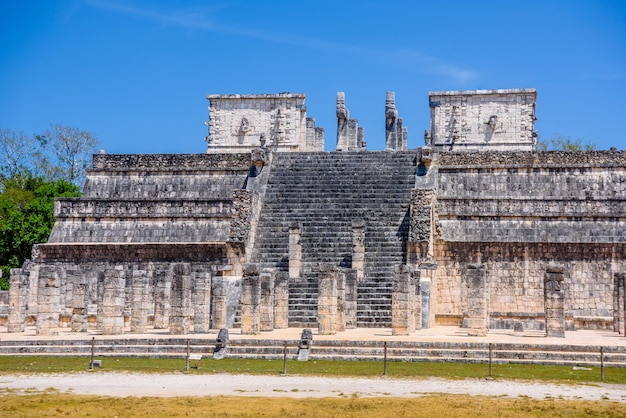 Tempel der Krieger in Chichen Itza Quintana Roo Mexiko Maya-Ruinen in der Nähe von Cancun