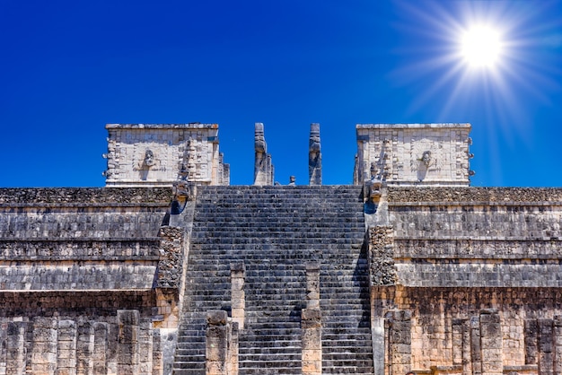 Tempel der Krieger in Chichen Itza Quintana Roo Mexiko Maya-Ruinen in der Nähe von Cancun