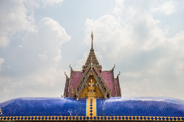 Tempel in Thailand, Wat Prathat Ruang Rong, Thailand.