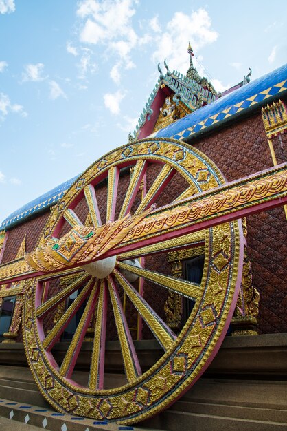 Tempel in Thailand, Wat Prathat Ruang Rong, Thailand.