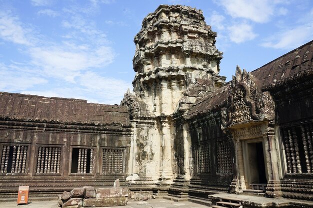 Foto templo antigo de conner siz angkor toch