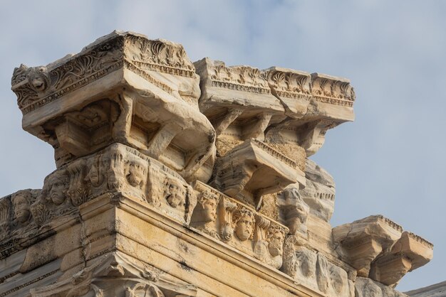 Templo de Apolo en la antigua ciudad de Side en la región de Antalya en la costa mediterránea de Turquía