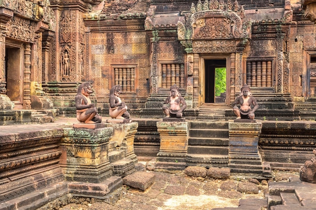 Templo de Banteay Srei en Angkor Wat en Siem Reap, Camboya