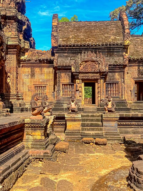 El templo de Banteay Srei fue construido en honor al dios Shiva de la civilización khmer Angkor Camboya