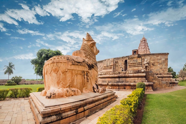 Foto templo brihadisvara, thanjavur, tamil nadu