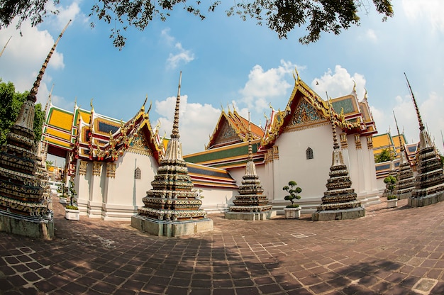 Templo budista en Bangkok, Tailandia