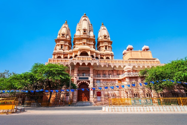 Foto templo de chhatarpur en delhi india