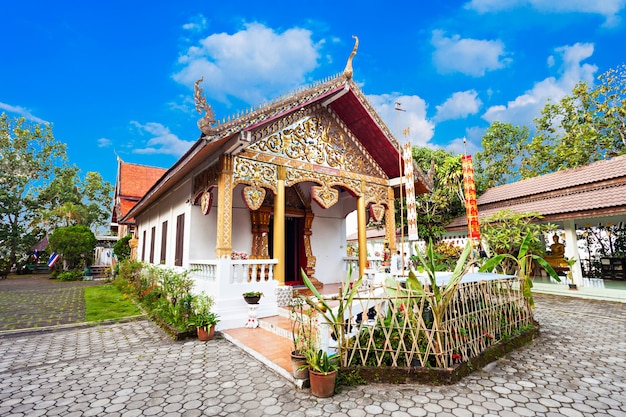 Templo en la colina (Wat Phra That Mae Yen) en Pai, provincia de Mae Hong Son, Tailandia