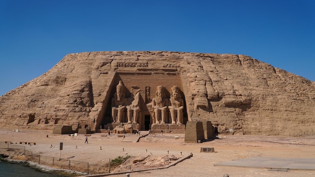 Templo de Aswan Egito Grande Abu Simbel do faraó Ramses II no sul do Egito na Núbia