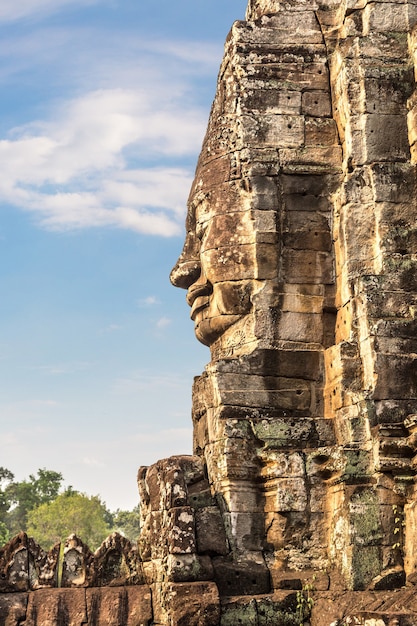 Templo de Bayon em Angkor Wat em Siem Reap, Camboja