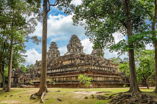 Templo de east mebon prasat de angkor wat em siem reap, camboja