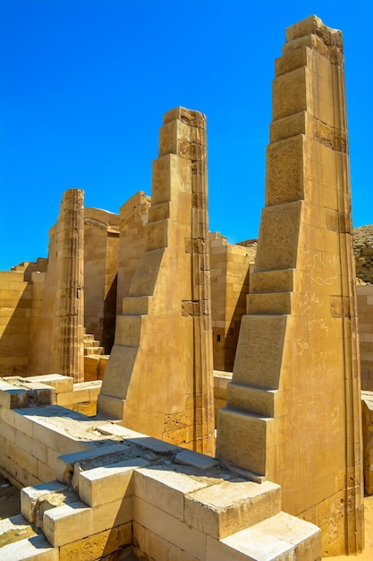 Foto templo de saqqara