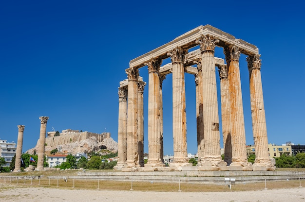 Foto templo de zeus, olympeion, atenas, grécia