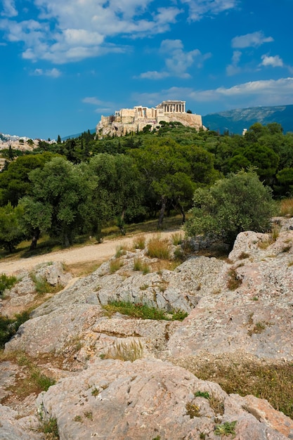 Foto templo do partenão icônico na acrópole de atenas, grécia