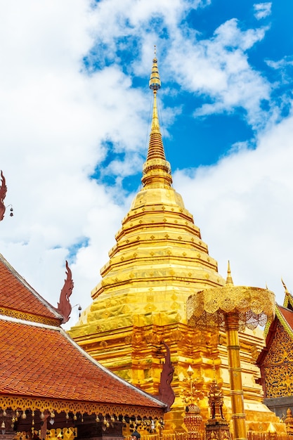 Templo Doi Suthep em Chiang Mai, Tailândia