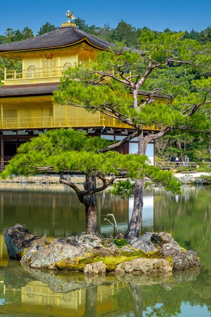 Templo Dourado, Japão