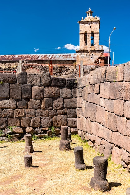 Templo de la fertilidad inca uyo en chucuito peru