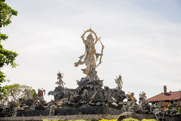 Templo hindú tradicional en Bali.