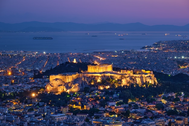 Templo icônico do Partenon na Acrópole de Atenas, Grécia