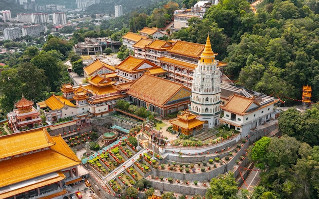 Foto el templo kek lok si en la ciudad de george