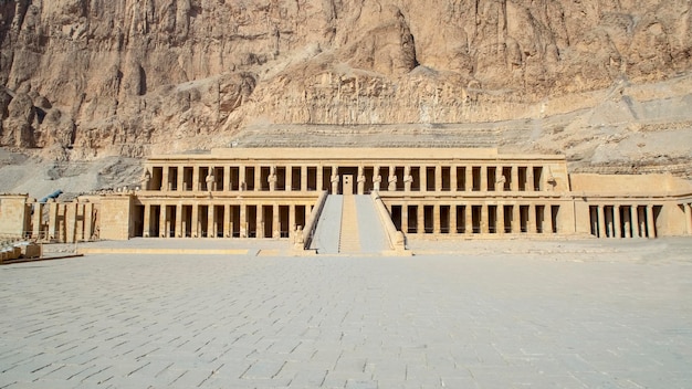 Templo mortuorio de Hatshepsut en Deir elBahri Egipto África