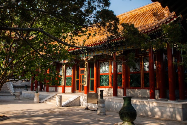 Templo en el Palacio de Verano en Beijing, China.