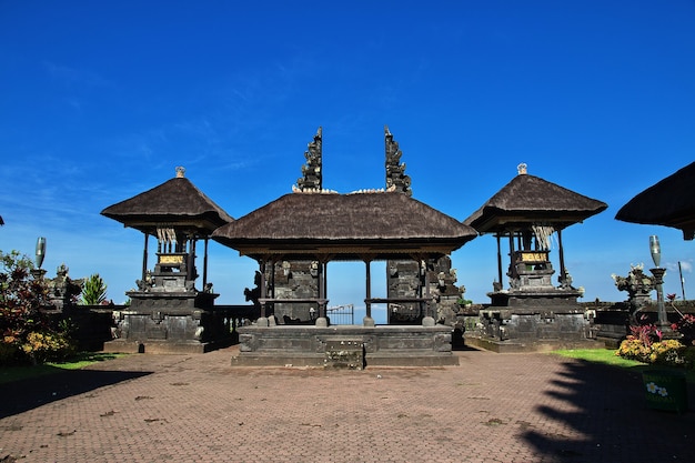 Templo de Pura Besakih en la isla de Bali, Indonesia