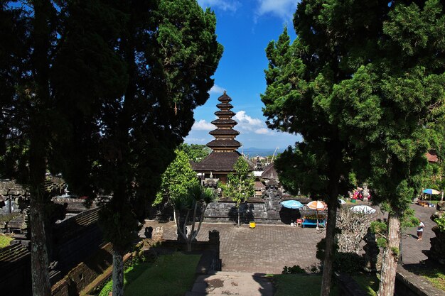 Templo de Pura Besakih en la isla de Bali, Indonesia