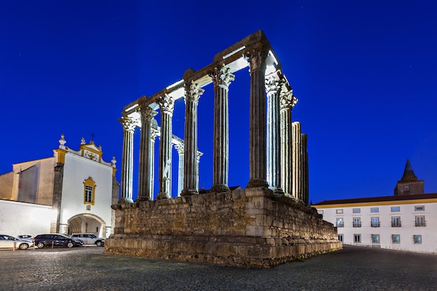 Templo romano de évora