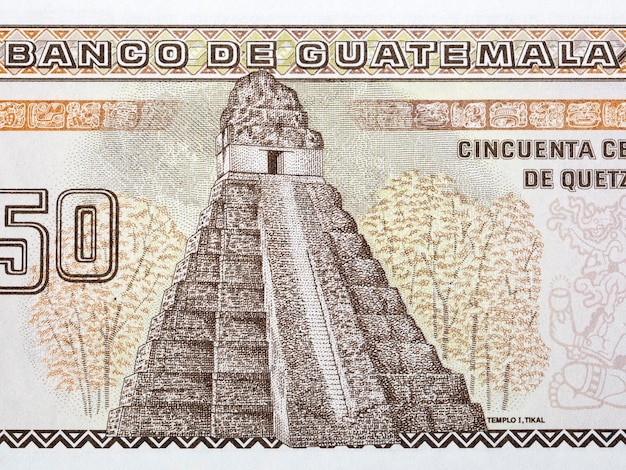 Templo de Tikal del dinero guatemalteco Quetzal