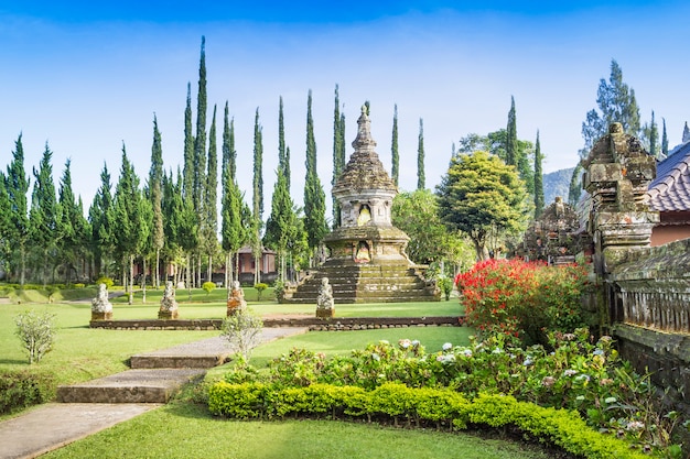 Templo de ulun danu