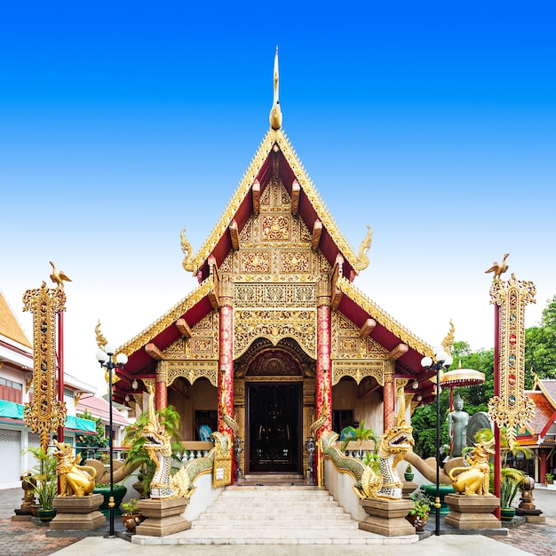 Templo Wat Klang Wiang en Chiang Rai, Tailandia