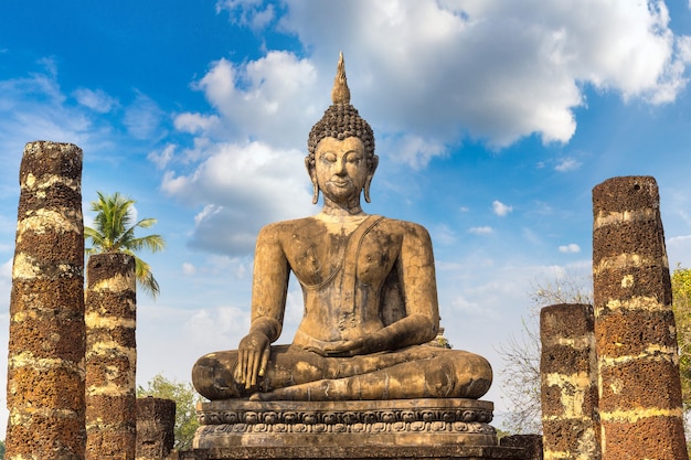 Templo wat mahathat no parque histórico sukhothai